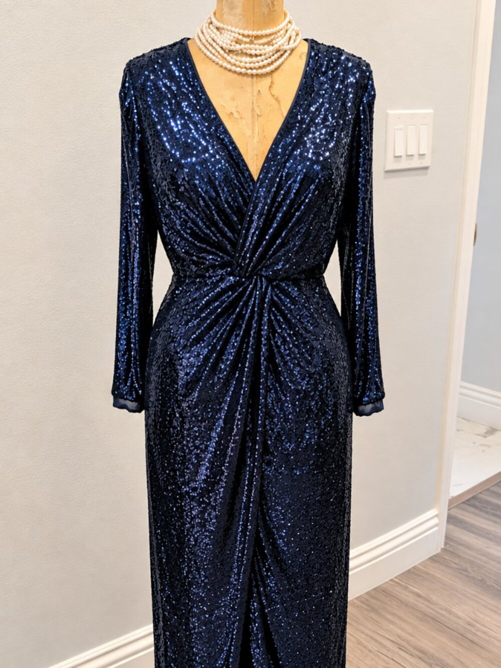 NWT Navy Sequin Twist Front Long Sleeve Midi Dress Size 10
